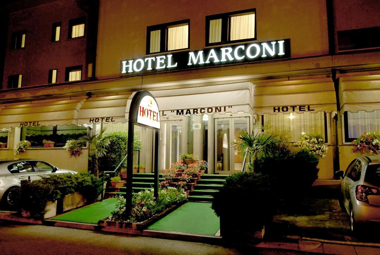 Hotel Marconi Ponte San Nicolò Exterior foto